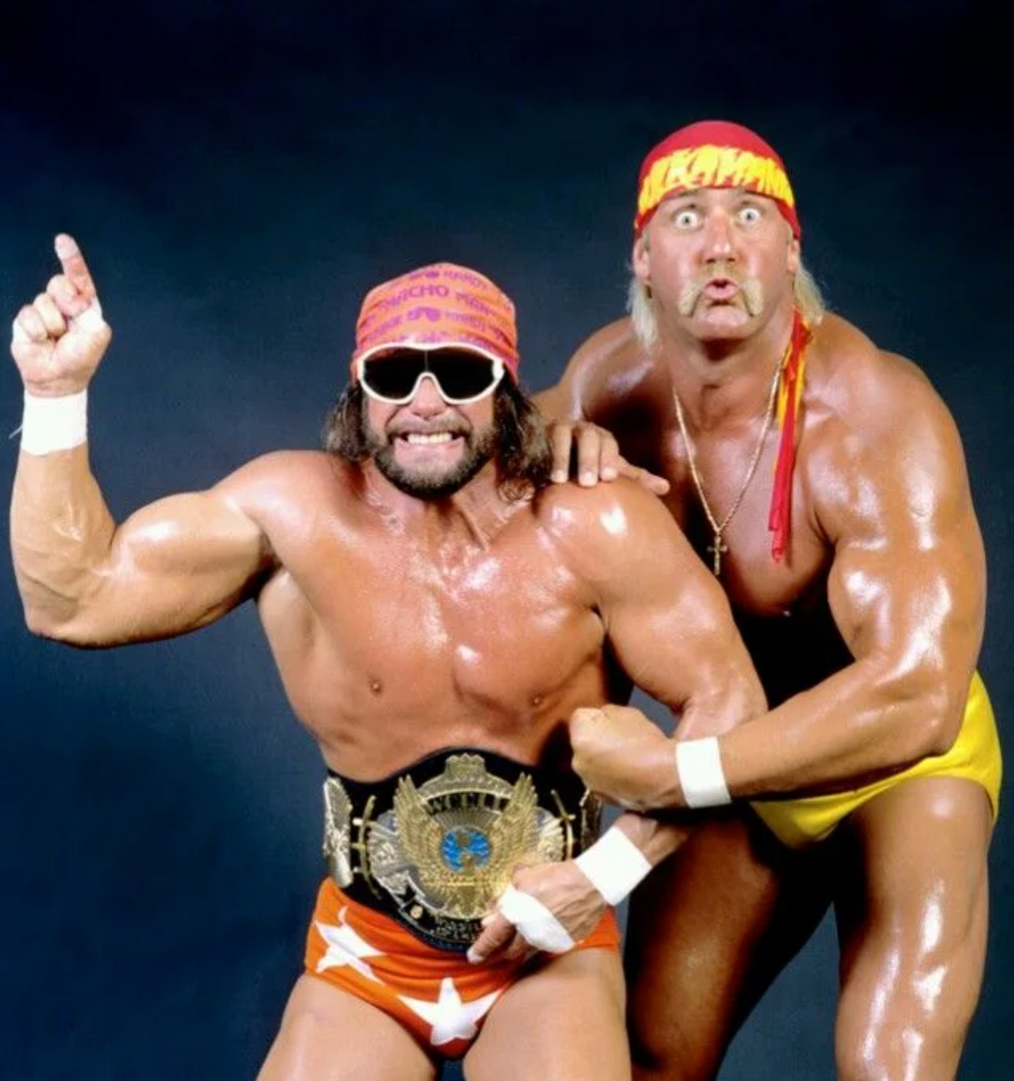 Faro's Lounge Mario Bros Cosplay Variant w/Hulk Hogan & Macho Man NM+